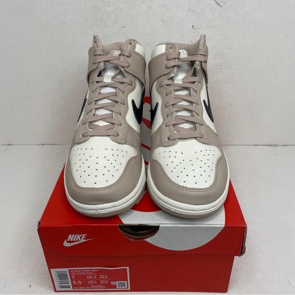 Nike Dunk High WMNS “Moon Fossil” 2023 - Picture 2 of 4